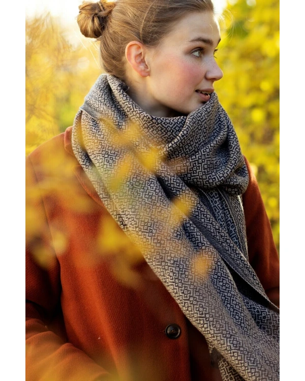 Sjal i 100 % merinoull - 220 cm x 60 cm - Svart/Beige