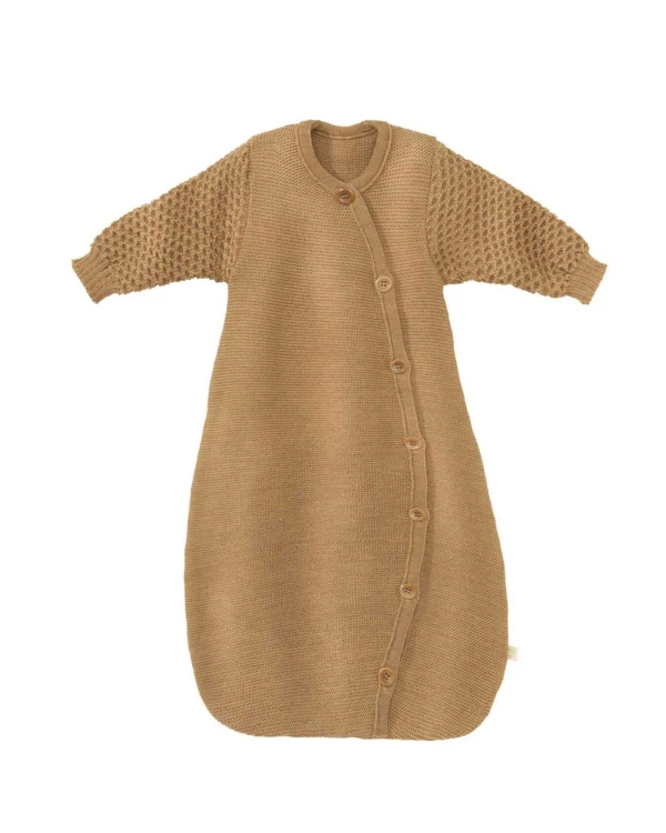 Stickad sovpåse i 100 % ekologisk merinoull – Caramel - Disana