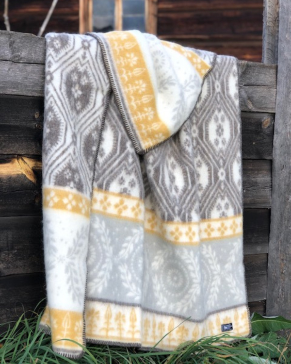 Ullfilt BRUNKULLA – 100 % ekologisk lammull – Kerstin Landström Design